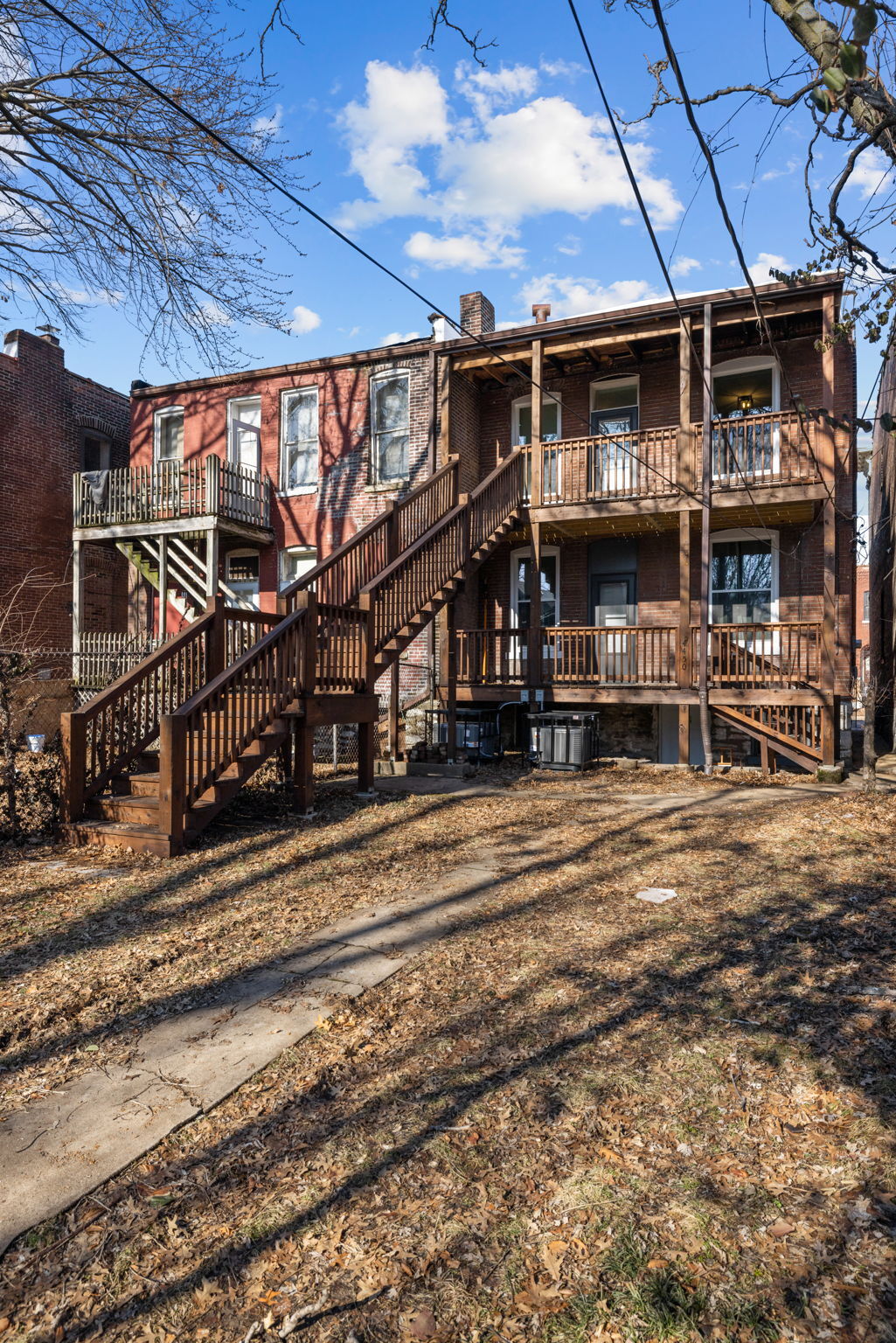 Building Photo - 4450 Gibson Ave