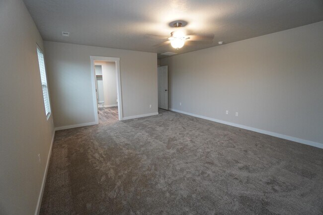 Building Photo - 13776 S Piano Ave
