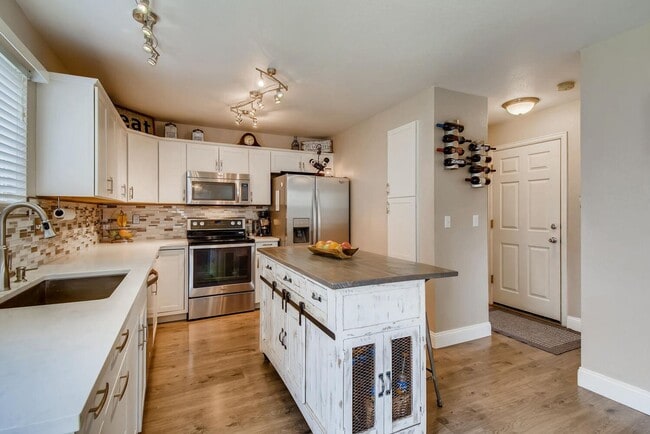 Building Photo - Beautiful Home In Wolf Creek