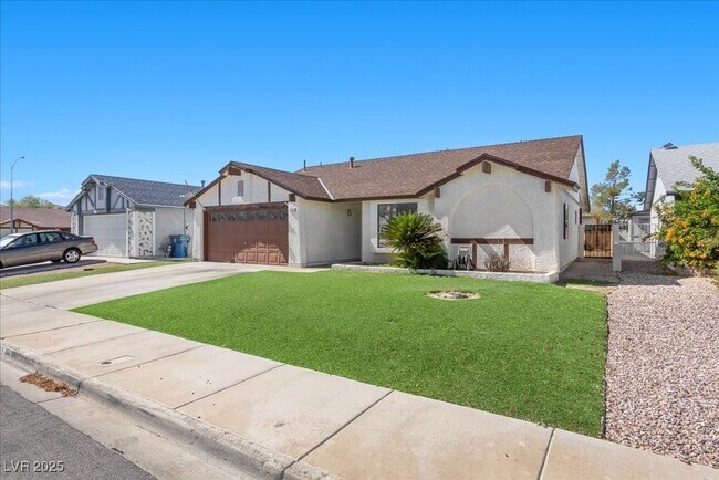 Building Photo - 720 Skipjack Dr
