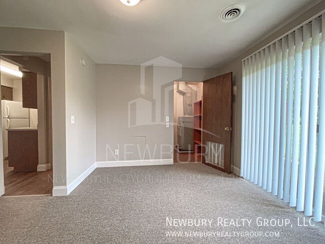 Building Photo - 108 St Andrews Dr