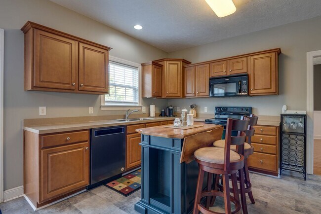 Building Photo - 7425 Stecoah St