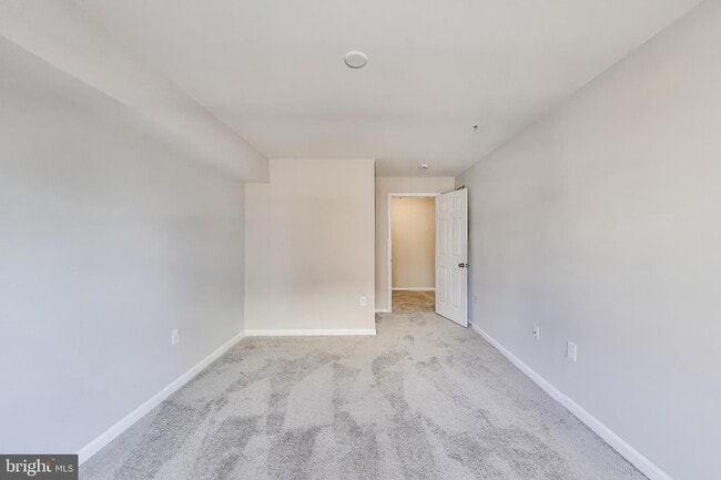 Building Photo - 645 Diamondback Dr