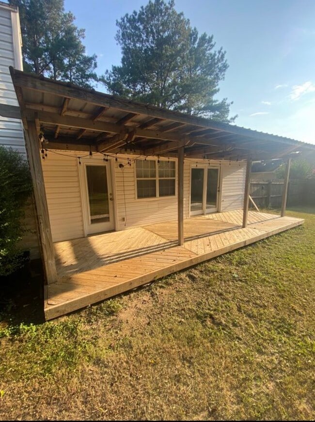 Building Photo - 108 Winchester Ln