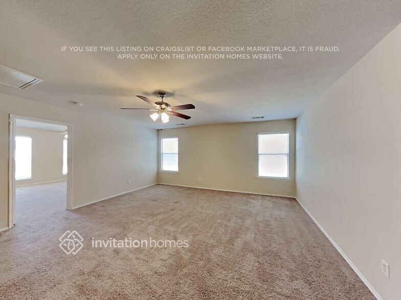 Building Photo - 10404 Hideaway Trail