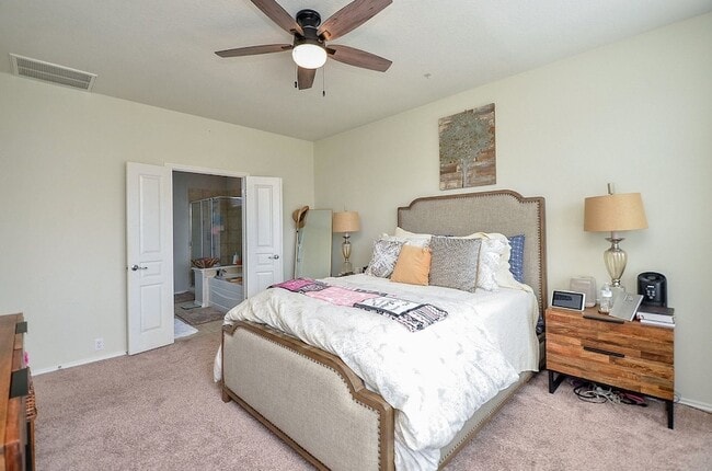 Building Photo - 9422 Herons Grove Ln