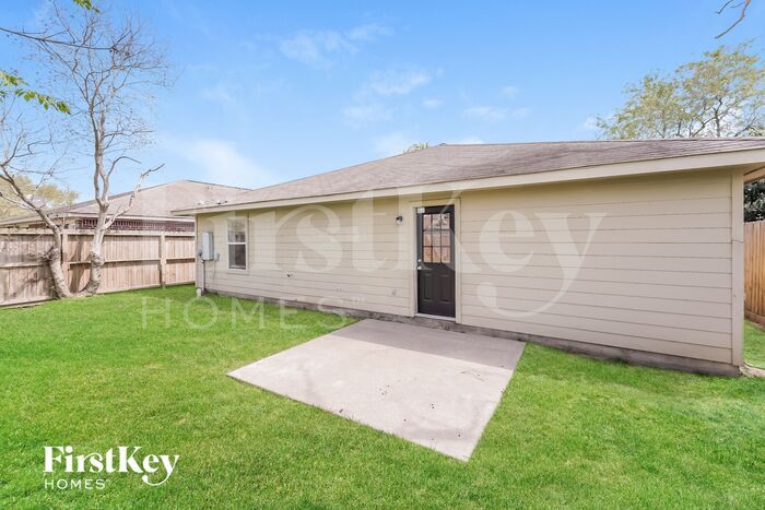 Building Photo - 1610 Quail Run