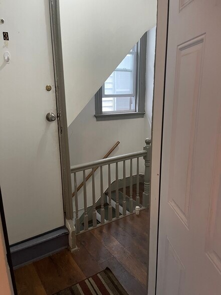 Building Photo - 26 Ella St