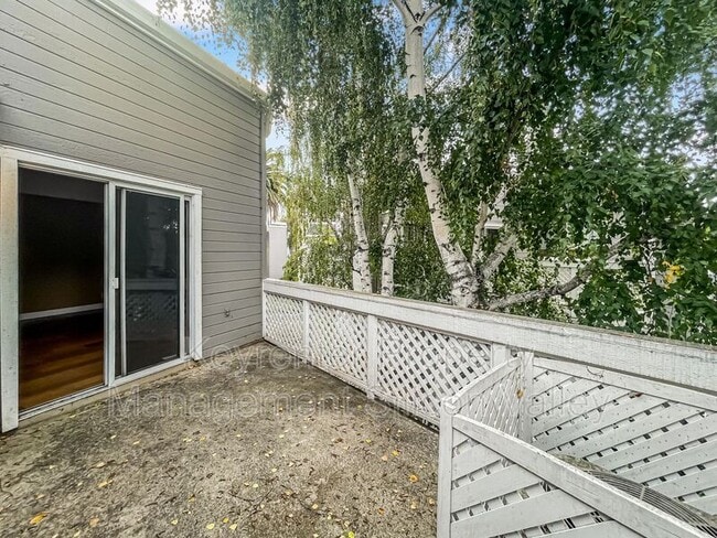 Building Photo - 4870 Lakebird Pl