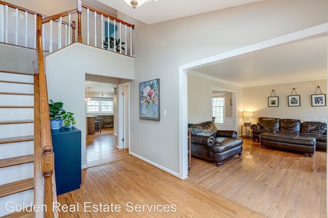 Building Photo - 5 br, 3.5 bath House - 5624 Kemp Ln