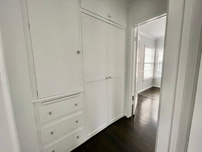 View of bedroom from hallway - 1008 6th St