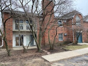 Building Photo - 1374 Cunat Ct