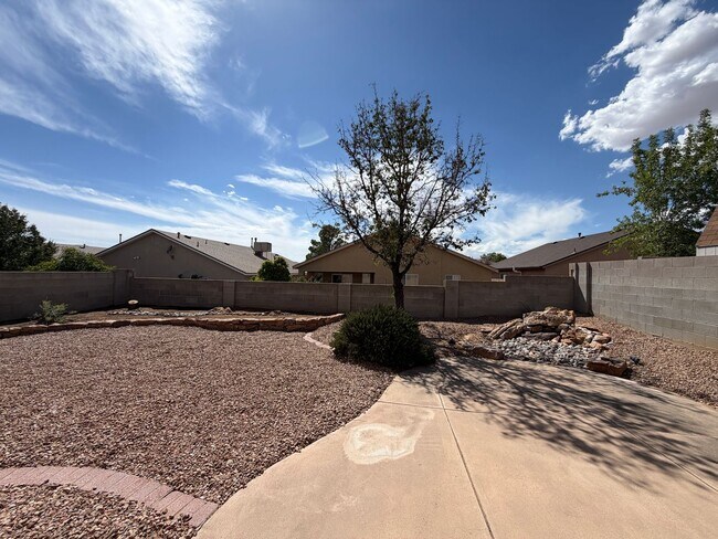 Building Photo - 10601 Rio Del Sole Ct NW
