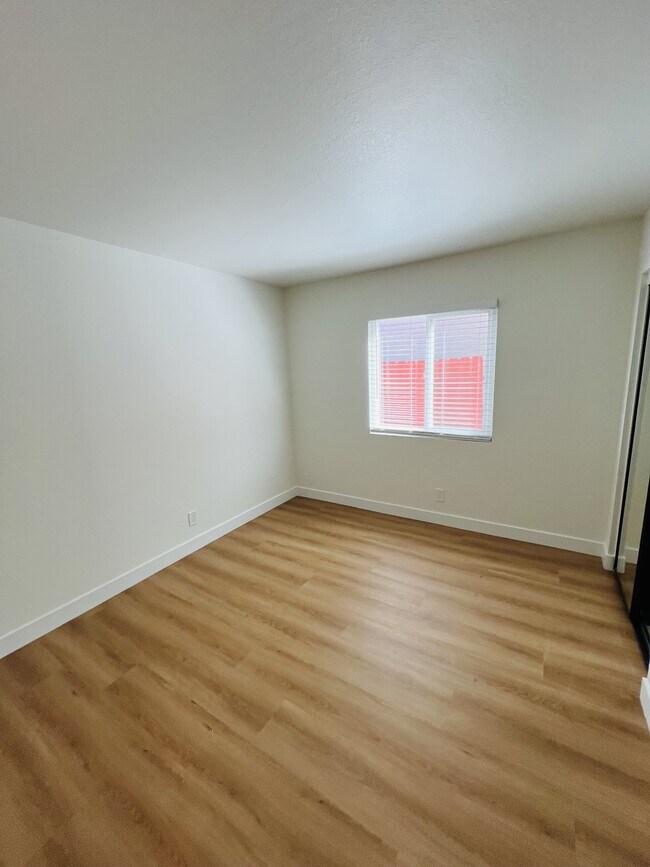 Building Photo - 24555 Camino Meridiana