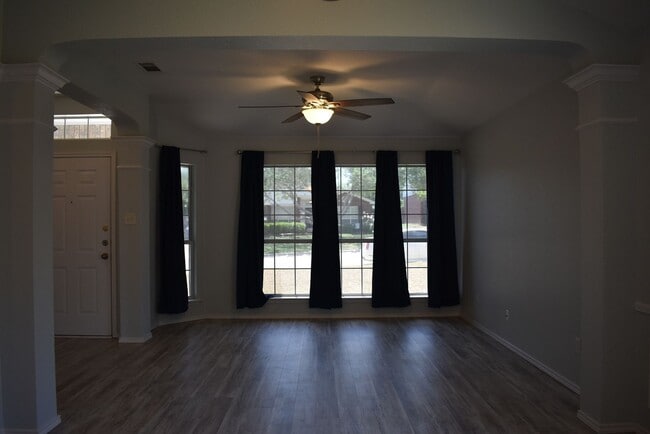 Building Photo - TWO LIVING ROOMS AND TWO DINING ROOMS! Sol...