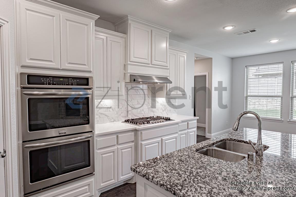 Building Photo - 6016 Cross Point Ln