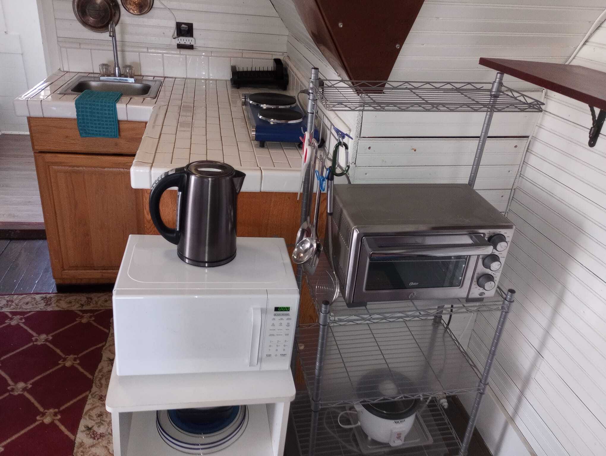 Building Photo - 805 N Leverett Ave