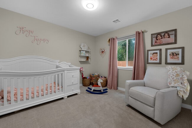 Building Photo - 1350-1313 13th Ave