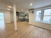 Building Photo - 3105 Roberts Ave