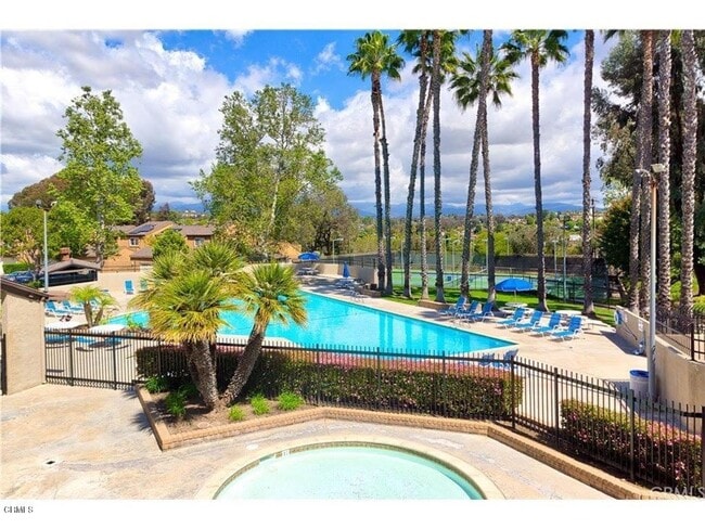 Building Photo - 4 bedroom Aegean Heights tract of Mission Viejo