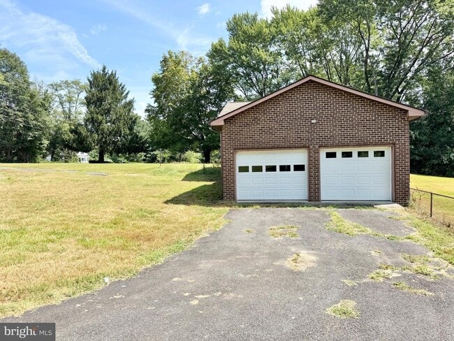 Building Photo - 11124 Dahlgren Rd