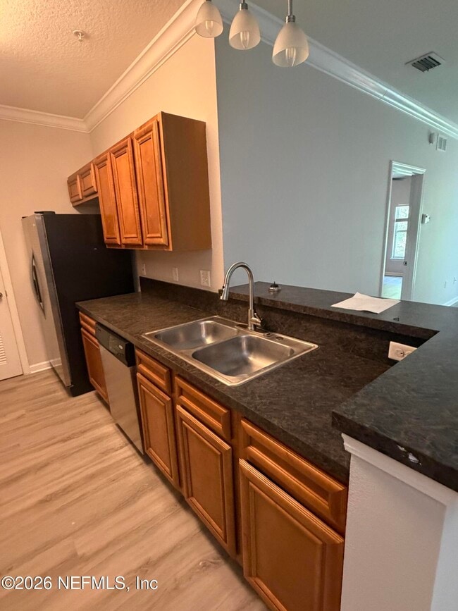 Building Photo - 8235 Lobster Bay Ct