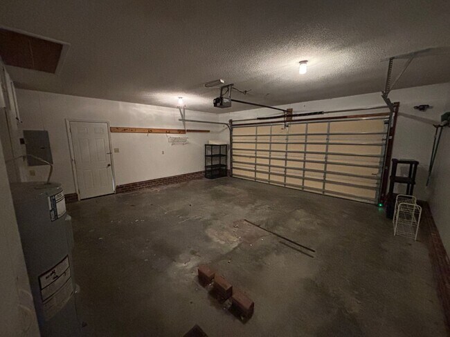 Building Photo - 5405 Beretta Way