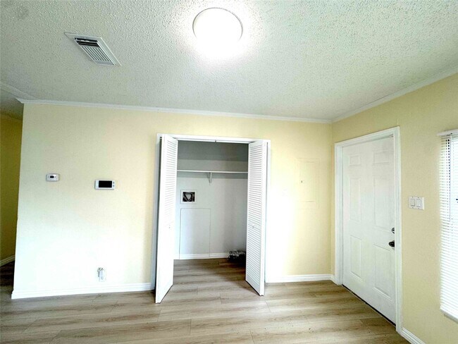 Building Photo - 11730 Greenglen Dr