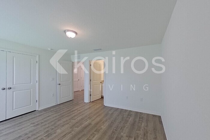Building Photo - 158 Snedeker St