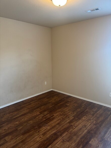 Building Photo - 630 Saddlehorn Dr