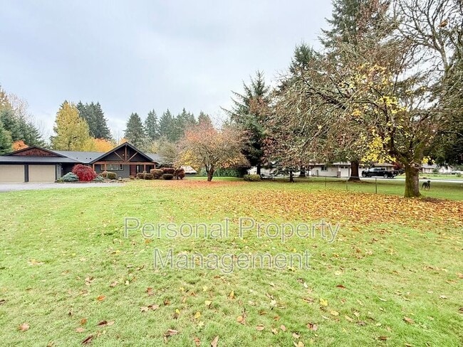 Building Photo - 16205 NE Leaper Rd