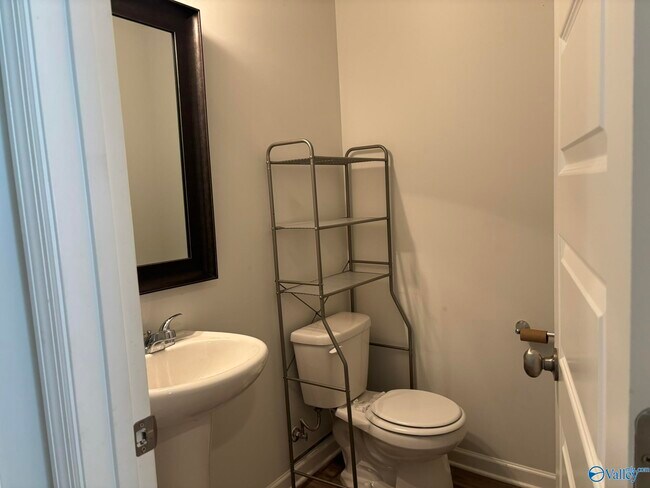Building Photo - 101 Winstead Cir