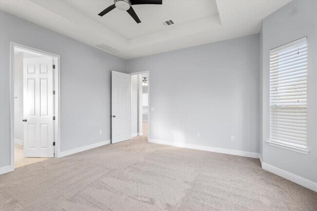 Building Photo - 5112 Globe Mallow Dr