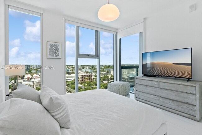 Building Photo - 6899 Collins Ave