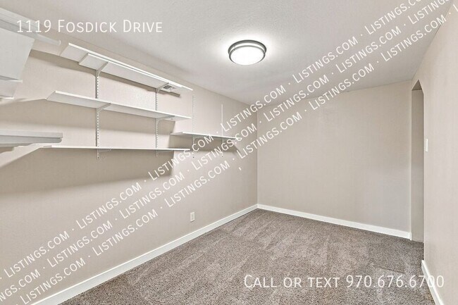 Building Photo - 1119 Fosdick Dr