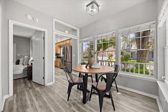 Building Photo - 748 Altaloma Ave