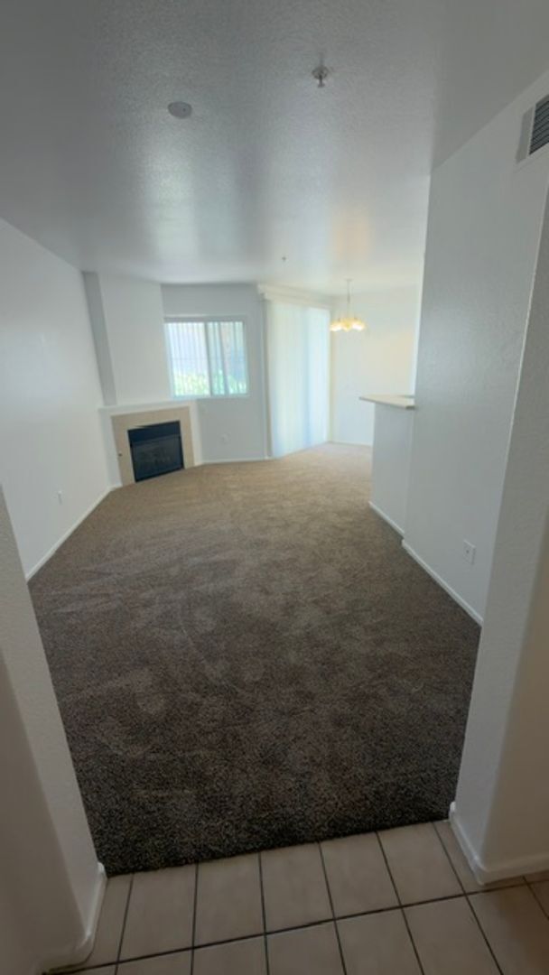 Building Photo - 7115 S Durango Dr