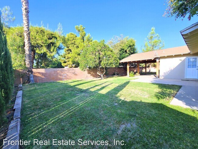 Building Photo - 3 br, 2 bath House - 4112 Charter Oaks Ave