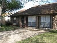 Building Photo - 6509 Skycrest Dr
