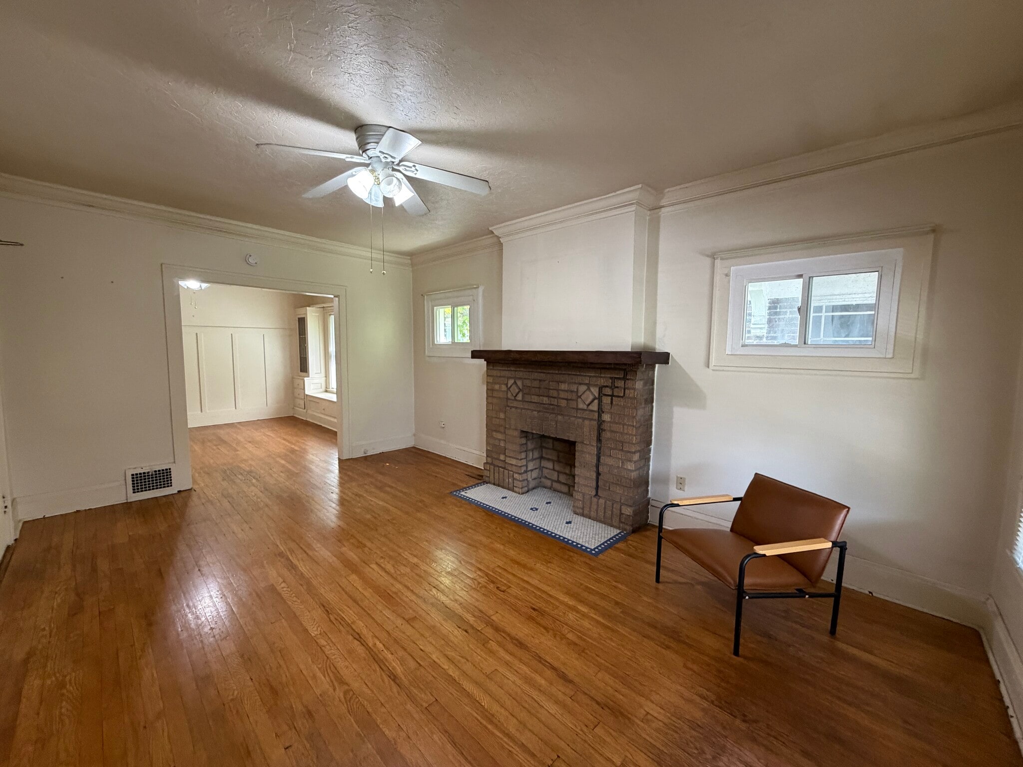 Building Photo - 1357 Phelps Ave