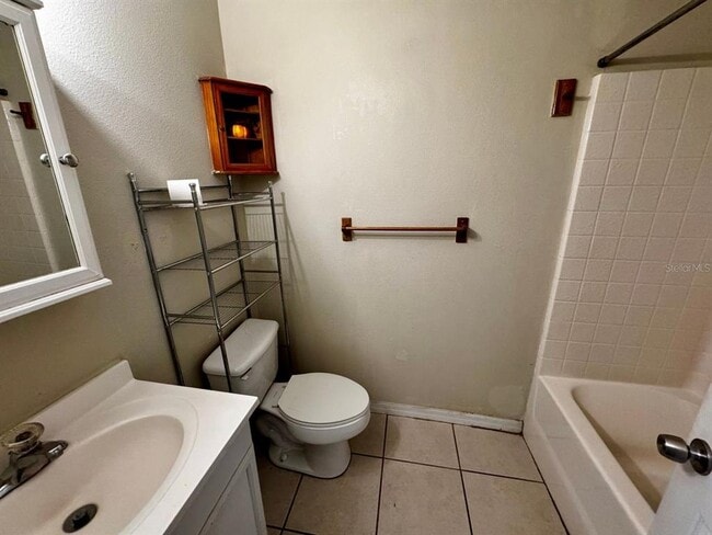 Building Photo - 6741 Magnolia Pointe Cir