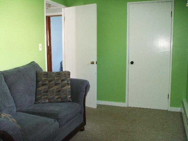 Building Photo - 10 John St