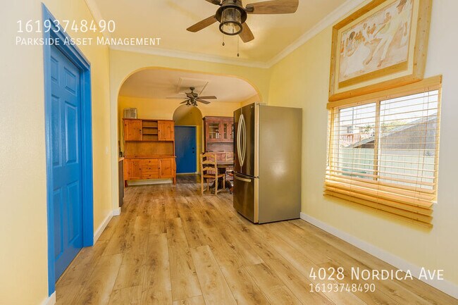 Building Photo - 4028 Nordica Ave