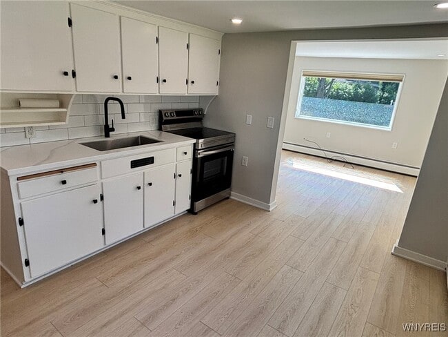 Building Photo - 706 Hilliker Ct