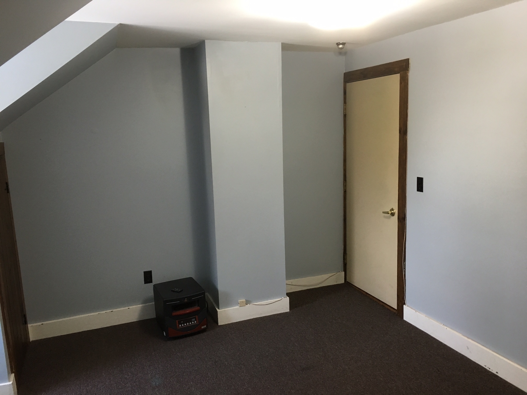 Building Photo - 6089 Memorial Dr