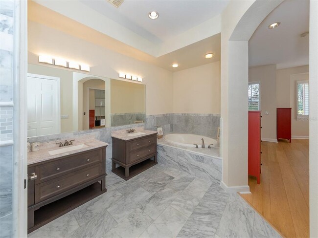 Building Photo - 5531 46th Ct W