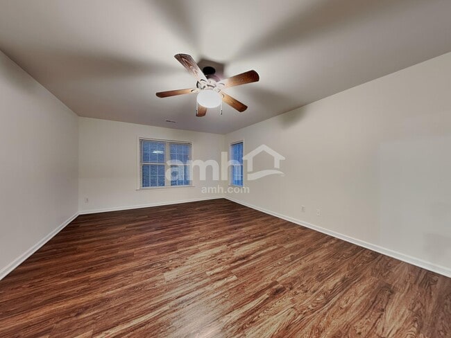 Building Photo - 4141 Autumn Cove Dr