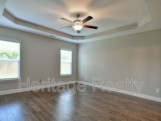 Building Photo - 2212 Scarlet Tanager St