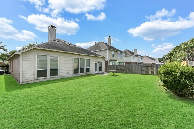 Building Photo - 13021 Castlewind Ln