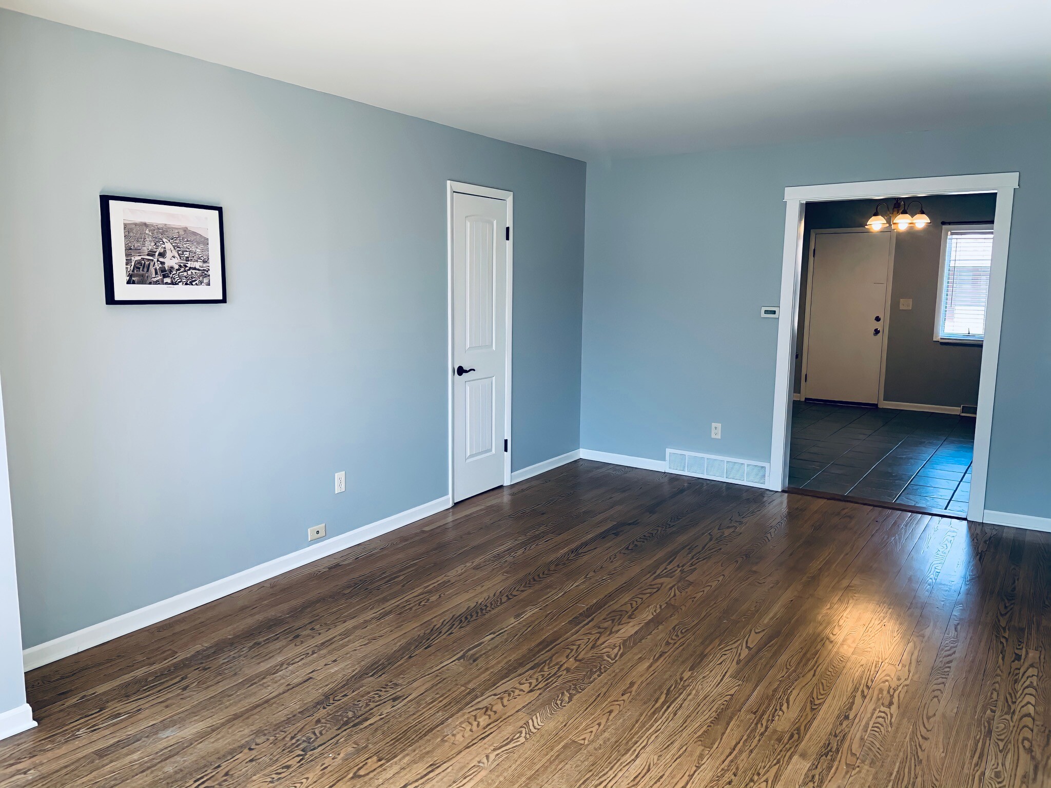 Living Room - 324 Center Ave